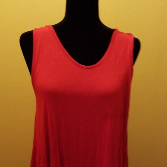 Red dress - Picture 2 of 5